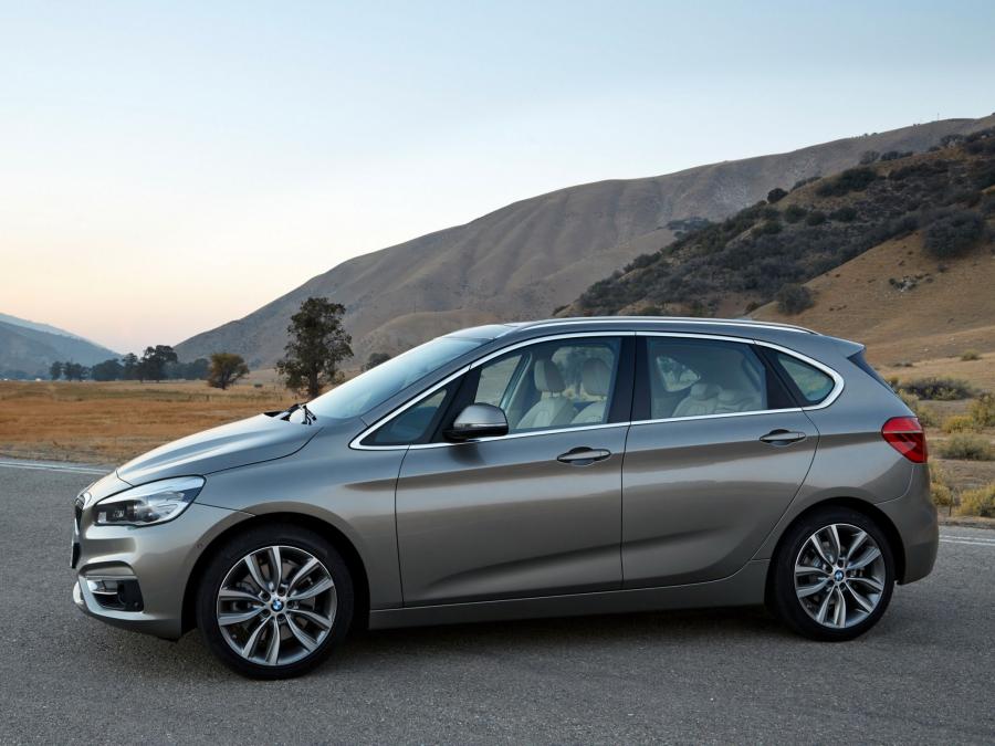  BMW 225i Active Tourer 2014 года  (фото 13 из 30)